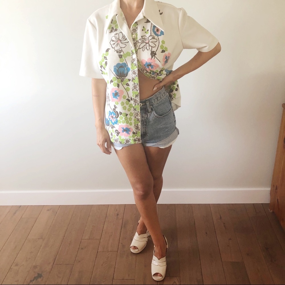 🍄60’s Unisex🌼 Floral Button Up Shirt